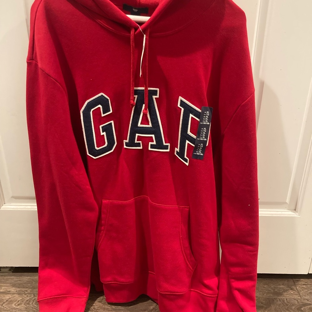 Mens Gap hoodie. My husband just didnt like it.